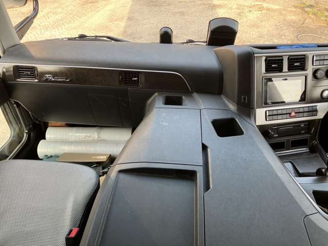 当店の在庫車をご覧いただきありがとうございます。気になる点ございましたら、下記までご連絡ください♪インターオート鹿児島県霧島市隼人町住吉1917-5電話番号　0995-64-2310