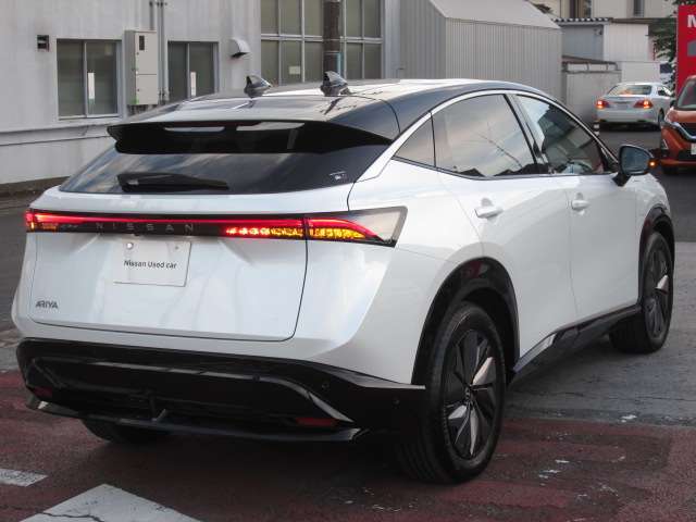 新車メーカー保証継承しての販売納車となります。＊保証内容＊【特別保証】新車登録日より5年又は10万kmまで　【一般保証】新車登録日より3年又は6万kmまで