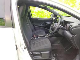 「この車の写真をもっと見たい」「状態が気になる」「この装備はついている？」どんな小さな疑問でもお気軽にお問い合わせください！