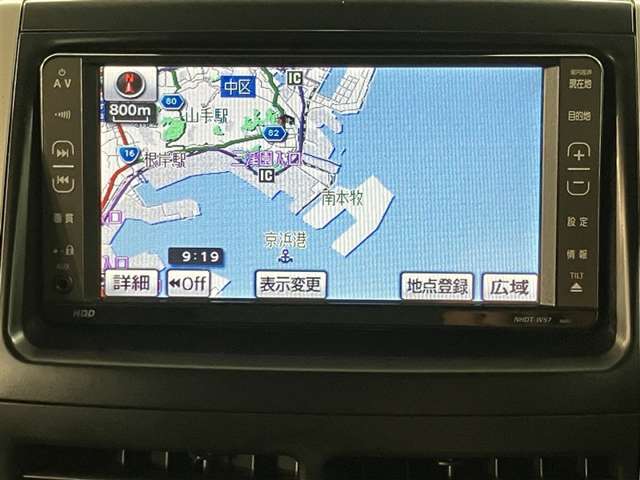 いまや必須装備「ナビゲーション」搭載！知らない場所にスイスイッとドライブ。もう、これなしではハンドルを握れませんね！でも運転中の操作は危険ですのでご注意ですね☆
