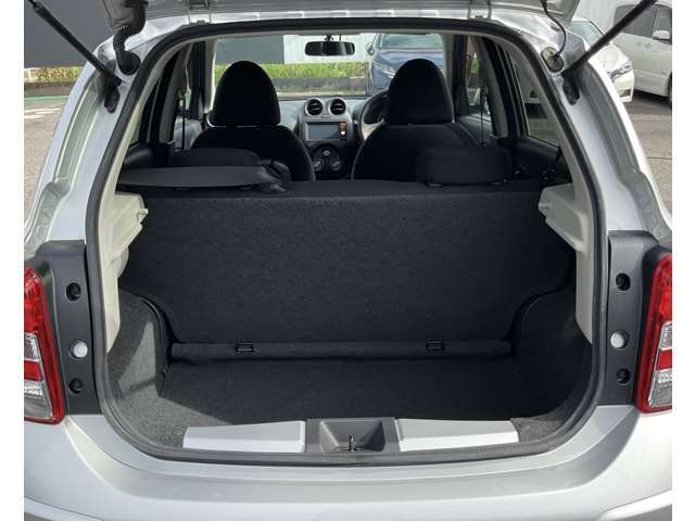 ラゲッジは十分な収納量を確保しています♪ぜひお試しください！