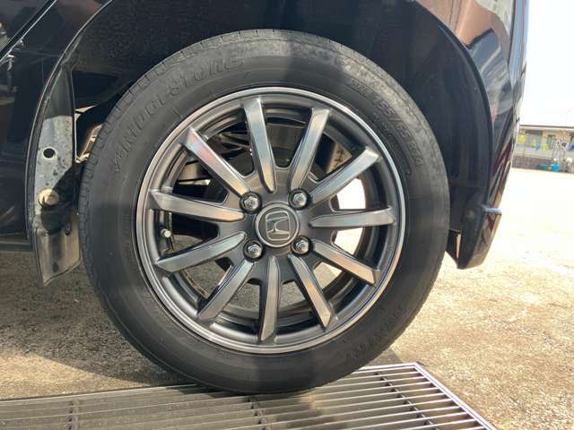 お車が決まっていないお客様でもスタッフが一緒に考えご予算やご希望に合うお車をご提案させていただきます★【女性スタッフ在中】しておりますので、女性の方おひとりでもご来店下さい♪