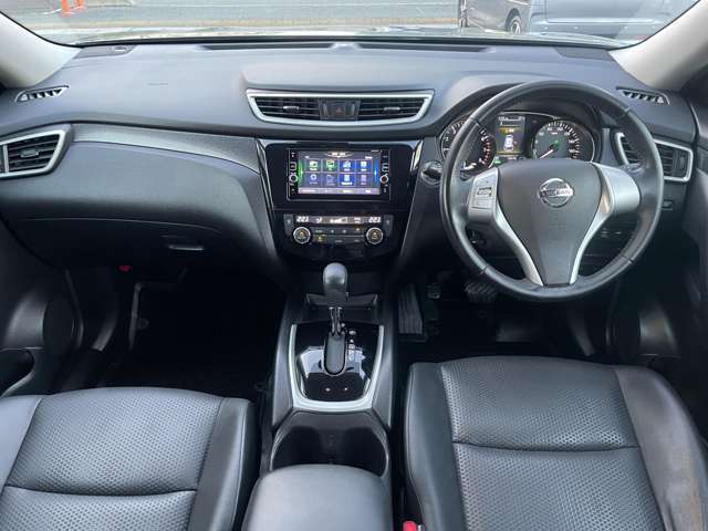 状態も良く内外装ともにきれいなお車となっております。