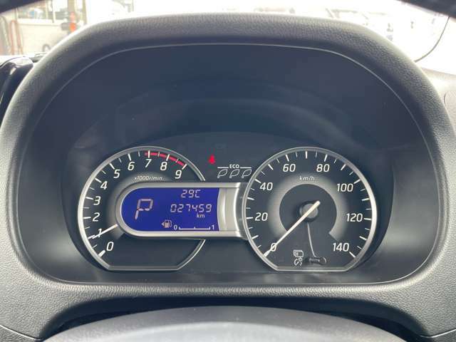 現在の走行距離は約27,460kmです♪長くお乗り頂けます♪