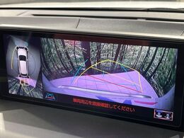 【パノラミックビューモニター】専用のカメラにより、上から見下ろしたような視点で360度クルマの周囲を確認することができます☆死角部分も確認しやすく、狭い場所での切り返しや駐車もスムーズに行えます。
