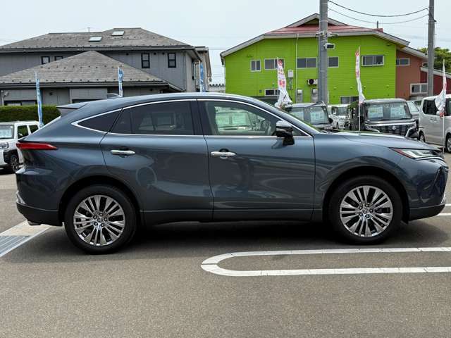 新車は低金利対応可能、新車・中古車問わずローン最大120回払いまで対応可能☆お気軽にご相談ください。