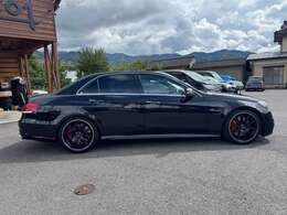 マットブラック塗装19インチAMG10本スポークホイール！