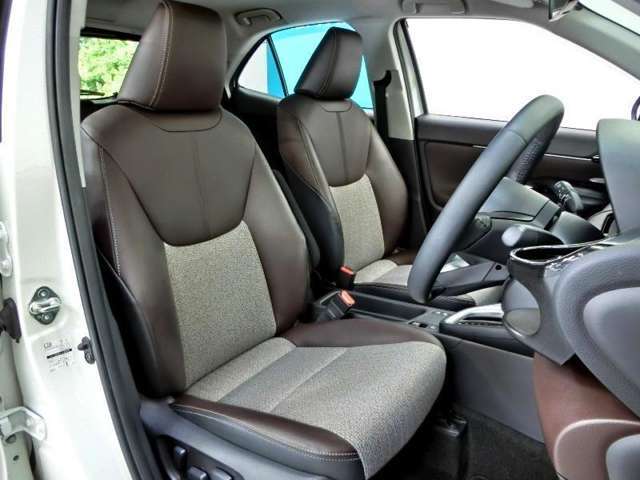 使いやすさと快適性を追求した空間で、毎日の運転がもっと楽しくなります。