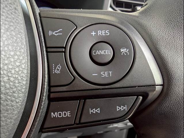 【レーダークルーズコントロールシステム】高速走行の走行時一定の速度を維持しながらの走行が可能☆