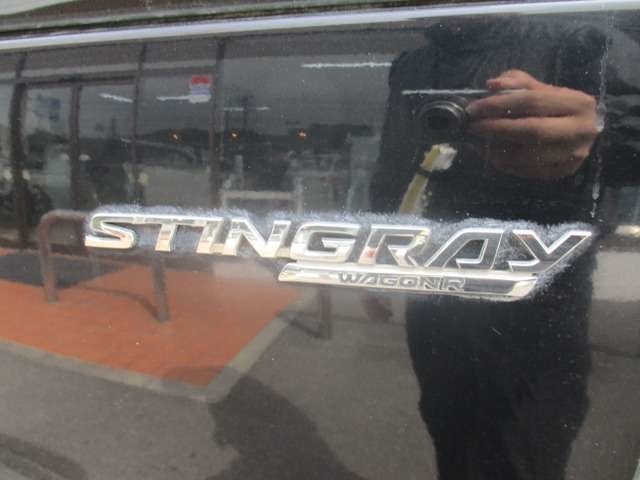 ☆全店MEGA級展示場在庫300台以上！☆軽自動車コーナー、コンパクト車コーナー、1BOX＆ステーションワゴンコーナー、輸入車コーナーずらりとご用意しております♪