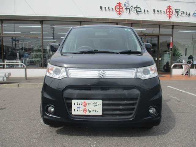 中古、新品のHDDナビ、ETC、地デジチューナー、フリップダウンモニター、バックモニターなど何でもご相談ください。下取りから取り換え、持ち込み取り付け可能です！ポータブルナビフルセグなど各メーカー取り扱い有