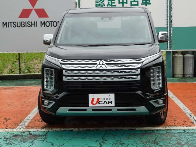滋賀三菱自動車販売株式会社　本社栗東店に展示中です。