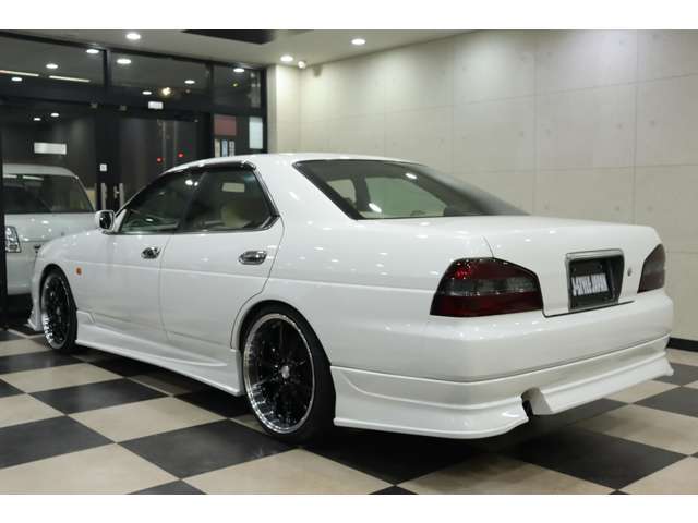 日産 ローレル 2.5 25メダリスト セレンシア ナビエディション
