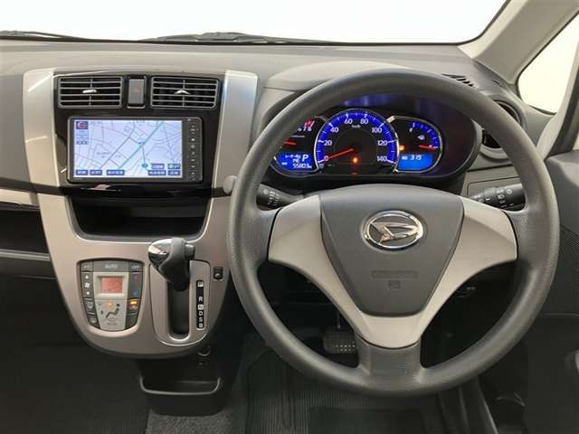 【ウレタンステアリング】気持ちよくお乗り頂けるよう、しっかり清掃してあります。