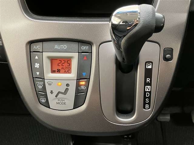 【オートエアコン】温度だけ設定すれば後は車におまかせ♪