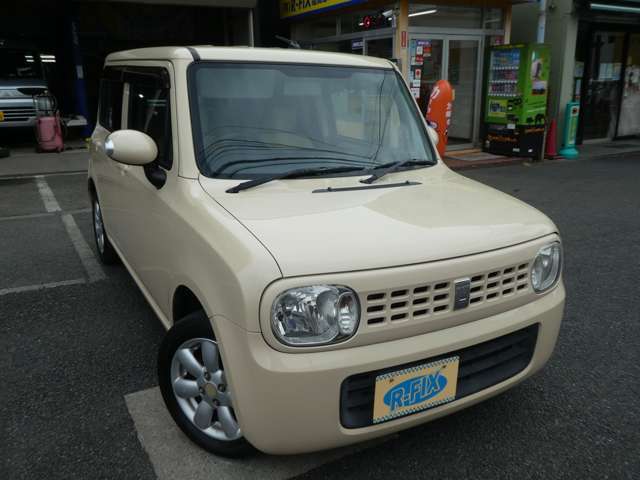 当店の強みは、【中古車相場に長けた仕入れスタッフによる厳選仕入れ】と【地元販売にも遠方販売にも対応可能】な事です。お買い得な在庫が多数ございます。