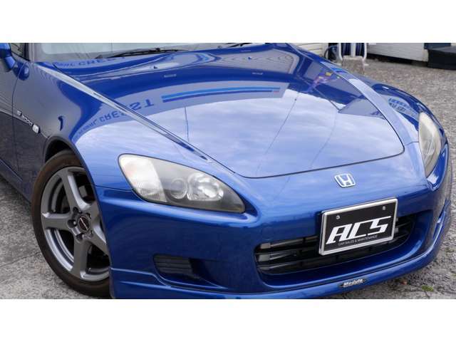 スモールからフォグランプ　ヘッドライト　ウィンカー　室内等　ナンバー灯に至るまですべてLED化制作可能です。世界より製品を供給致しておりますのでまずはご相談下さい。　LED取付だけでも相談お越し下さい