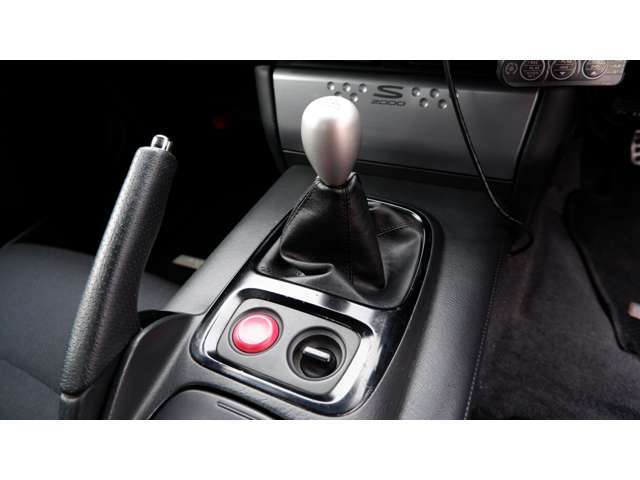 お車に納得がいった場合のみご購入ください。あなたの厳しい目で見て触って乗ってじっくりご検討下さい。　最長12年延長保証も付帯可能になりました。　保証会社も5社と提携しておりご都合により選択可能です。