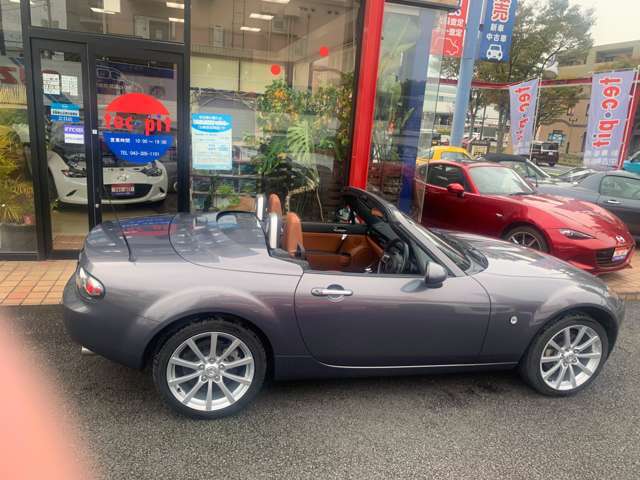 ★★★LINE　ID★★★　　　【　tec1101　】上記LINE　IDを検索登録していただければ、気になるお車の写真や動画などお送りさせていただきます。