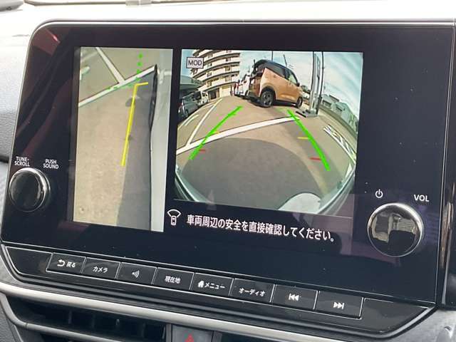 カメラは切り替えが可能で見えにくい左前の死角えおサポート！