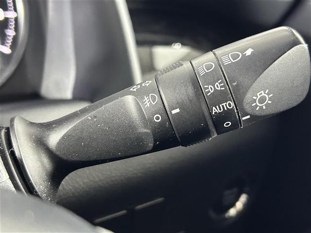 【運転席操作部】快適なドライブを楽しむための機能が装備されています！運転席から触れるので、使いやすいです！除菌プランいれていただくと、さらに清潔で安心していただけます！