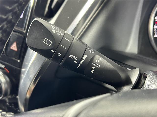 【運転席操作部】快適なドライブを楽しむための機能が装備されています！運転席から触れるので、使いやすいです！除菌プランいれていただくと、さらに清潔で安心していただけます！