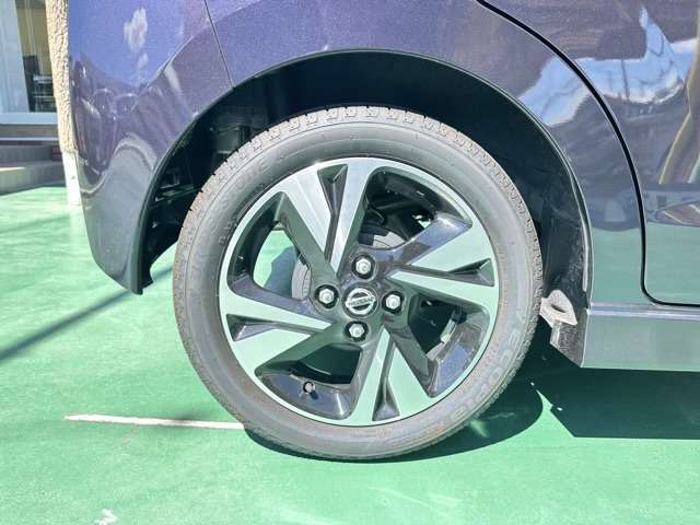 ★毎月約300台入庫します！新鮮な入庫速報を松下モータース公式ホームページでご覧頂けます！毎週金曜日に在庫ページを更新しています。カーセンサーに掲載していない物件も多数！「松下モータース」で検索！
