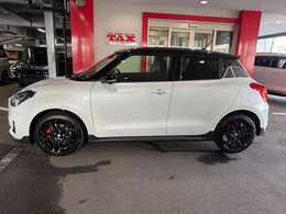 長崎車輌センターホームページが完成しました☆当社サービス内容を含む、お得な情報を掲載しておりますので、是非ともご覧下さい☆話題のCMもご覧頂けますよ♪♪