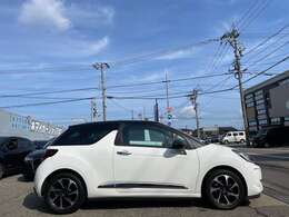 スペアーキー、記録簿、取り扱い説明書あります。総額費用には諸費用、点検整備、今年度自動車税も含みます。陸送費用等を除き追加費用は一切かかりませんのでご安心下さい☆☆