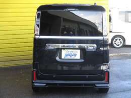 ご成約後、12ヶ月法定点検を実施しております。安心して乗って頂けるよう、提携指定工場完備。納車後の車検整備なども承ります。