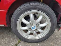 純正14インチアルミ