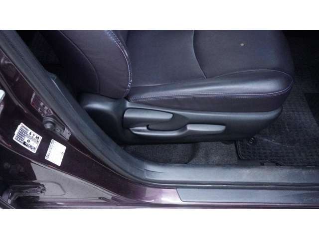 当店は大手保険会社の代理店！専任スタッフが常駐しておりますのでご相談はどうぞお気軽に♪