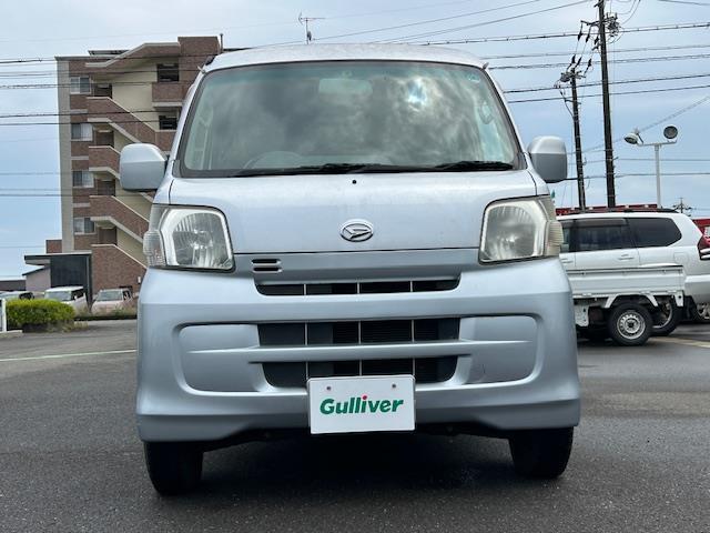 ガリバーグループでは主要メーカー、主要車種をお取り扱いしております。全国約460店舗の在庫の中からお客様にピッタリの一台をご提案します。