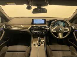 【インパネ全体】『インパネ全体』の画像になります。写真の内容に関してご不明点、ご質問等がございましたらお気軽にガリバー店舗までお問い合わせください。