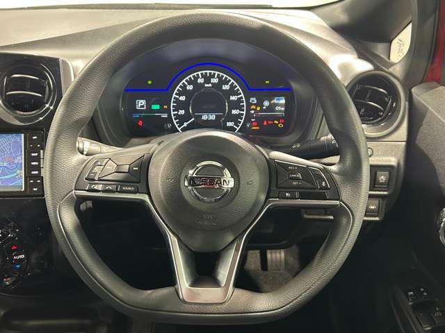 ちょうどいい大きさのハンドルです♪スイスイ運転できますよ♪