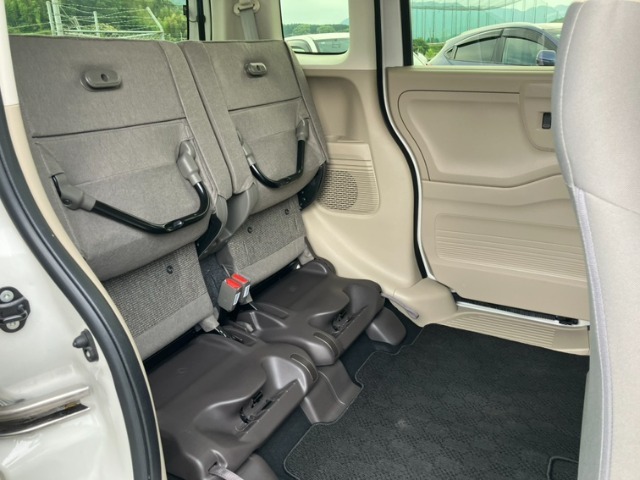弊社ではメンテナンスパックをご用意しております。プロの目でしっかりチェックしたお車ならロングドライブも安心、うっかり忘れがちなメンテナンスも事前に案内状やお電話で時期をお知らせいたします。