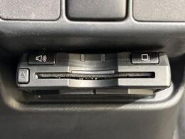 【ETC】高速道路の料金所をストレスなく通過！話題のスポットやサービスエリアに多い「スマートIC」利用時は必須のアイテムです。当店でセットアップを実施、ご納車当日からすぐにご利用いただけます！