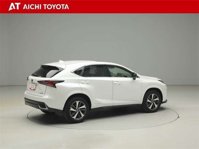 『ロングラン保証』はメーカー、年式を問わず1年間・走行距離無制限の無料保証です。最長3年まで延長可です！詳しくはスタッフまでおたずねください。