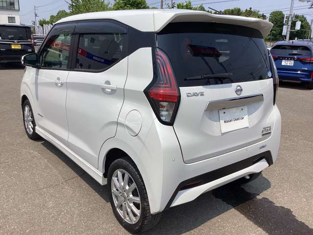 動画で車も見せることが可能です！！気になるお車があれば是非お問い合わせください！！