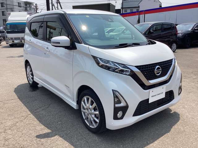 日産自動車認定の「クオリティショップ」3つのお約束：　1≫「人⇒中古車選びのプロがあなたをサポート」車を知り尽くした「カーライフアドバイザー」が車選びからアフターサービスまできめ細かくご対応致します。