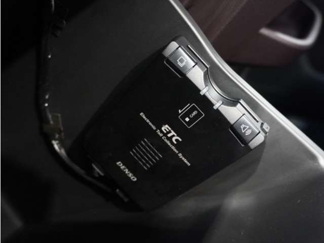 【ETC車載器】高速道路のご利用時にとても便利なETC車載器。セットアップ(費用別途)後にお渡ししとなります。