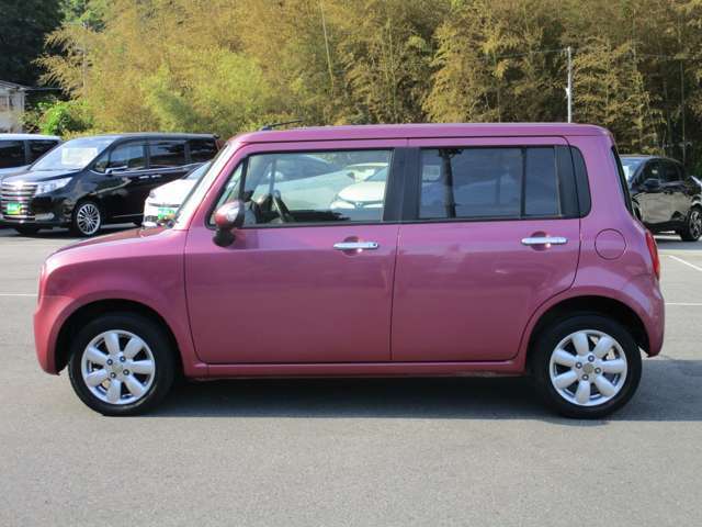 損保ジャパンの代理店ですので、万が一の事故も安心。任意保険は車を購入するときに見直しが必要です。プロのスタッフが金額や保証を含めてお客様の最善な保険内容を提案させて頂きます。