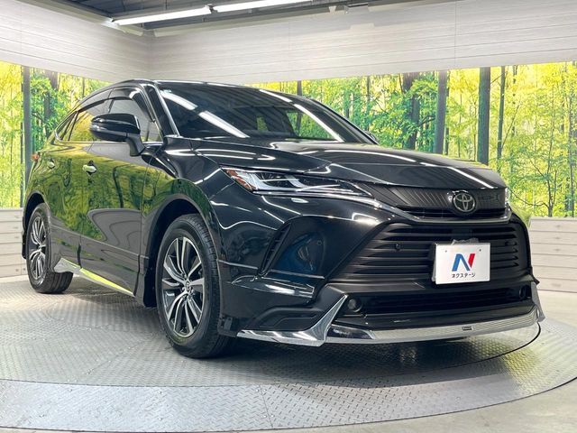 大好評のボディコーティング「弾スプラッシュコート」もご納車までに施工可能。通常のガラスコートと異なる、耐久年数6年の無機質ガラスコーティングが、ボディをキレイな状態に保ってくれます。