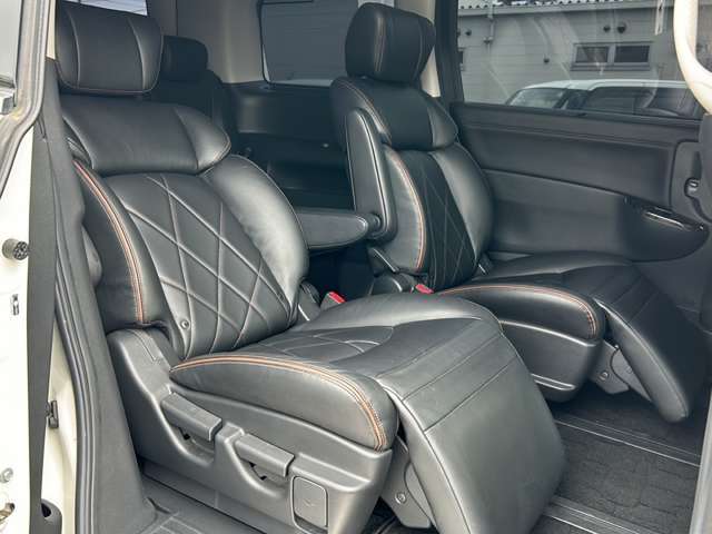 【2列目シート】現車の確認はお電話でも承っております。
