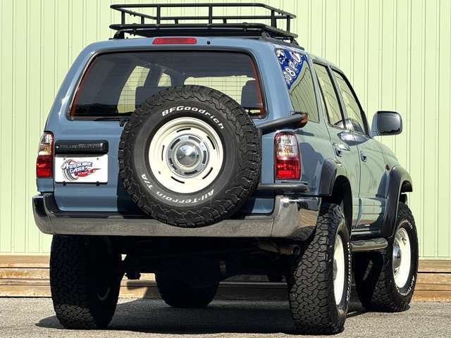 カスタム多数の一台です。