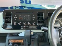 FM・AMラジオ付きCDプレーヤーを装備！ドライブ中の室内も快適！