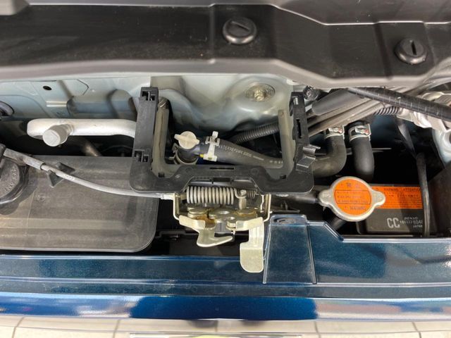 親切・丁寧な専門メカニックスタッフが応対！・車検・点検整備・事故等の修理などアフターサービスも安心。お車のカスタマイズもネクステージのサービススタッフまでご相談ください！