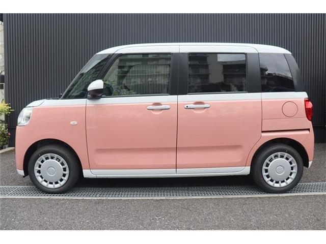 当店では届出済未使用車をメインで扱っております！その他新車、中古車、中古車、普通車等も取り扱うことも出来ますので、お気軽にご相談ください♪