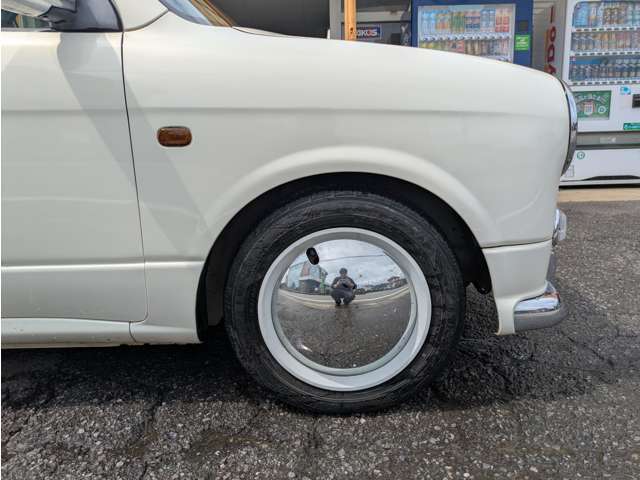 納車時に新品のタイヤとバッテリーなので安心してお乗り頂けると思います！