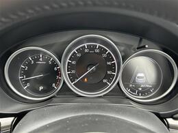 スピードメーターの画像です。店舗にて現車の確認もいただけますので、お電話で在庫のご確認の上是非ご来店くださいませ！！！ワクワクするクルマ選びをご提案します！